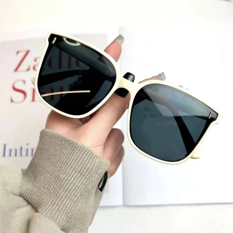 Decorative Design Stylish Big Brand Outdoor High-Quality Rice Leisure Nails Frame Sunglasses