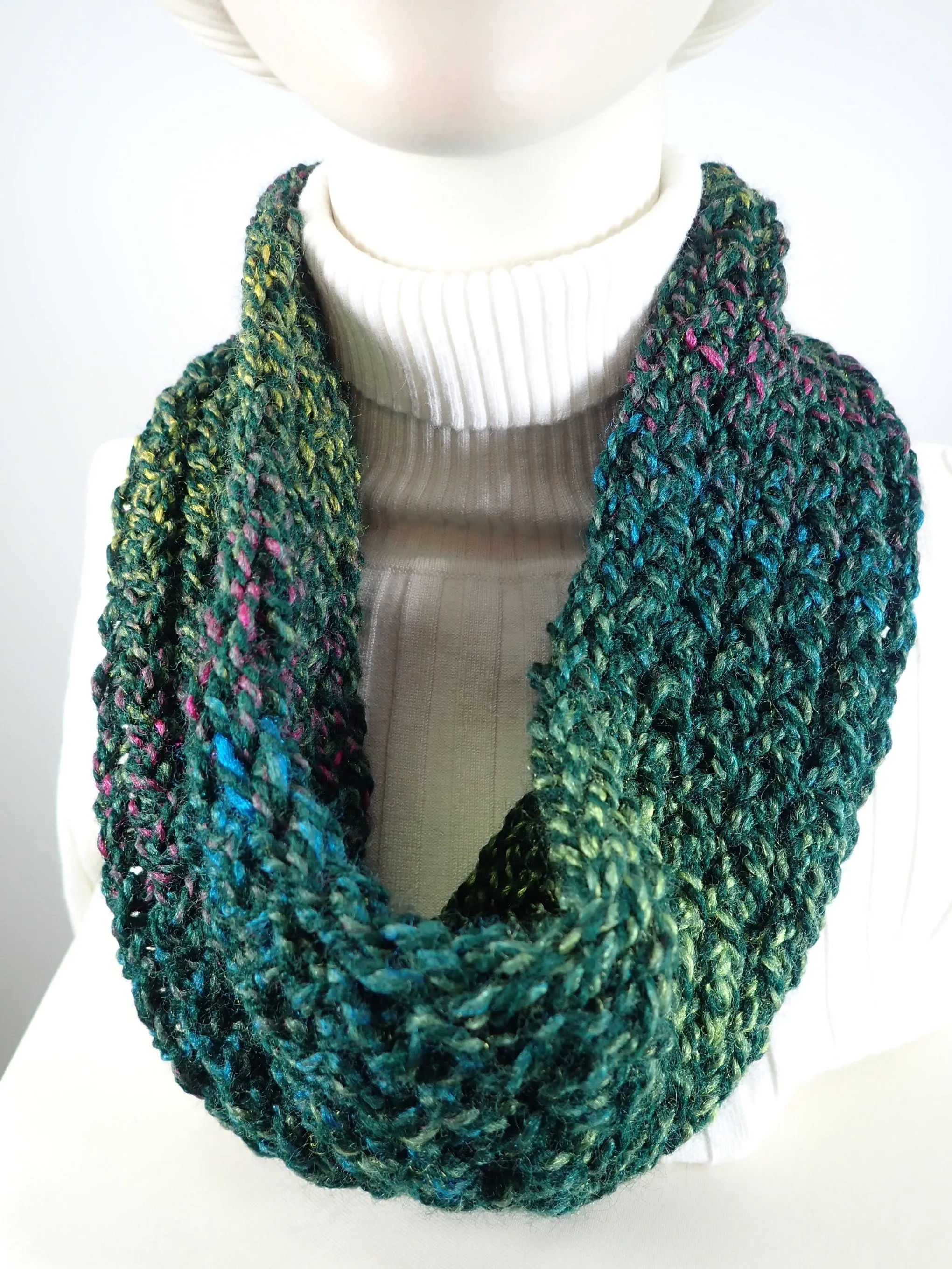 Gifts for her. Womens chunky green hand knitted infinity scarf. Unisex handmade scarf.