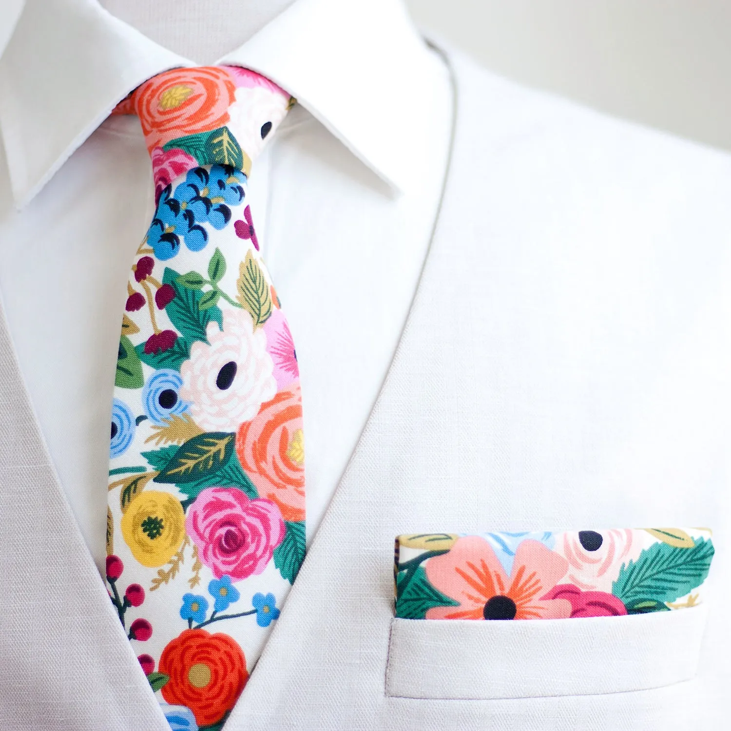 Men's Pocket Square / Garden Party In Cream